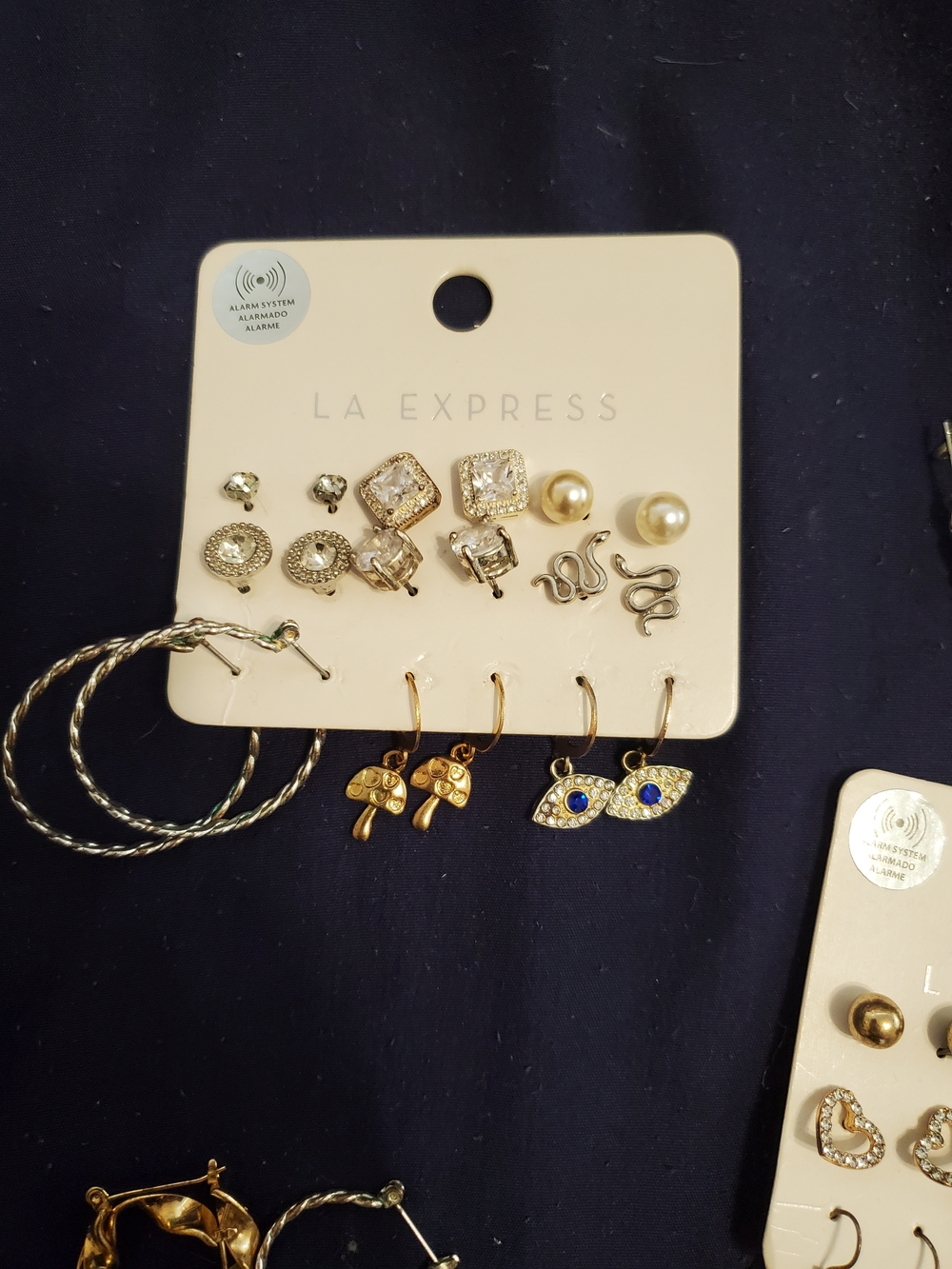 Mixed Earring & Bracelet Set - Picture 3 of 11